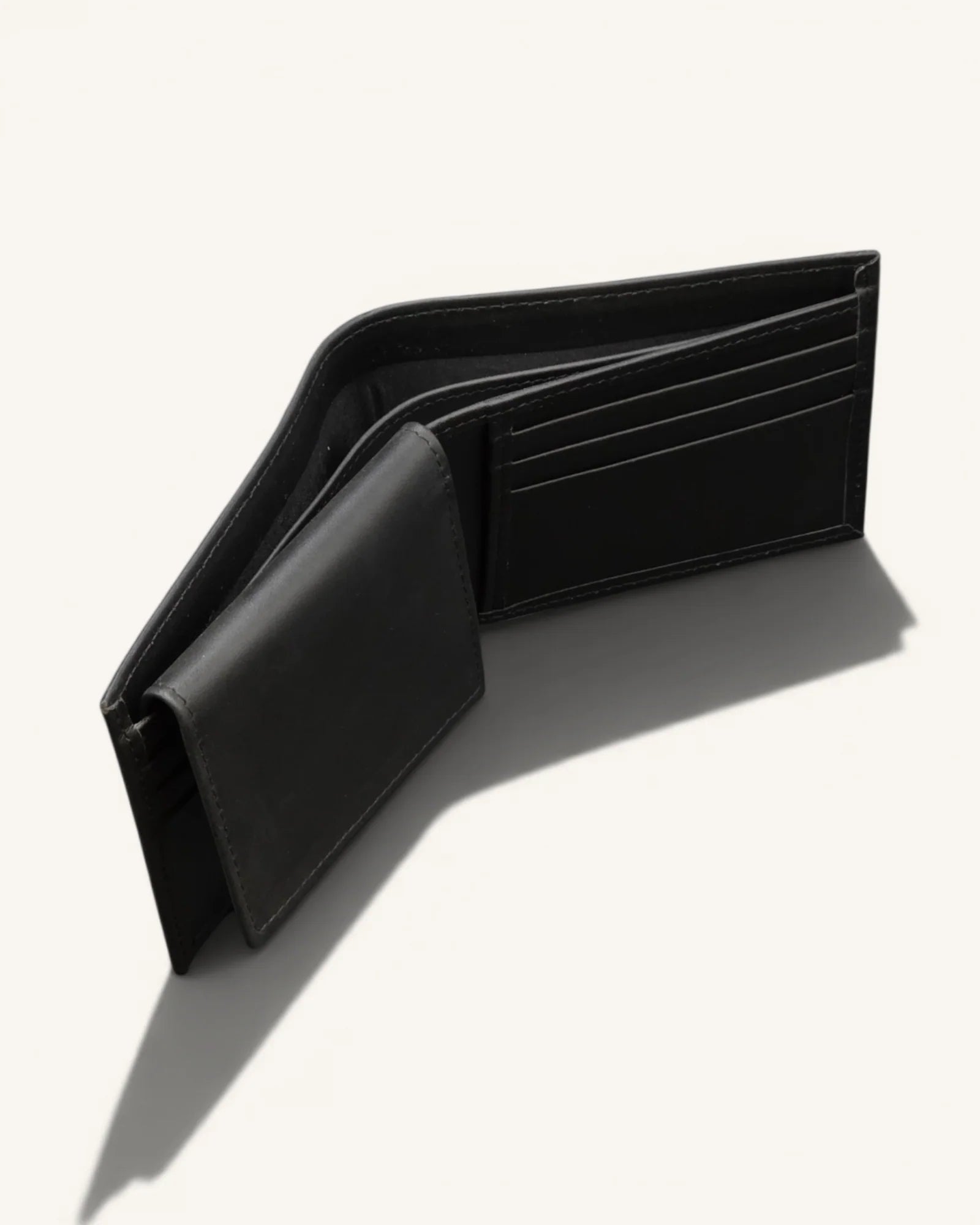 W-Crest 003 BLACK